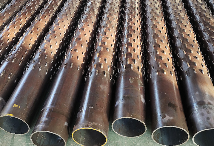 Straight welded slotted pipe for deep well